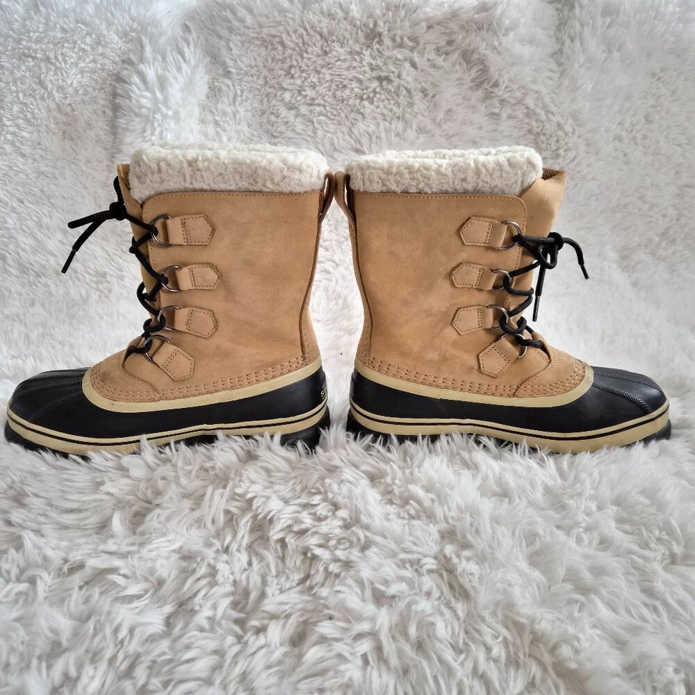 Sorel Caribou Waterproof Winter Boots with fur size 8 brand new without tags